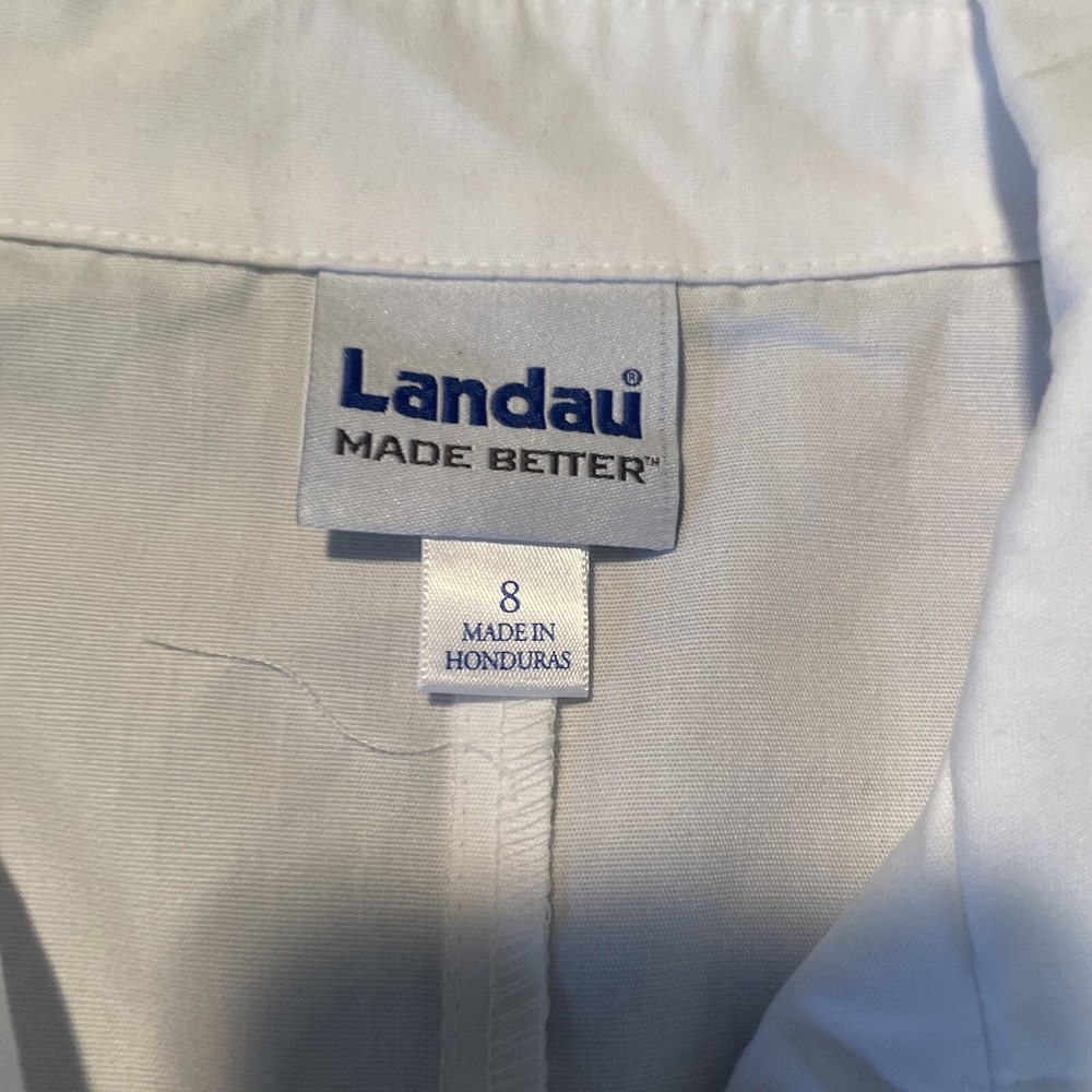 Landau white lab coat pockets nwt womens 8