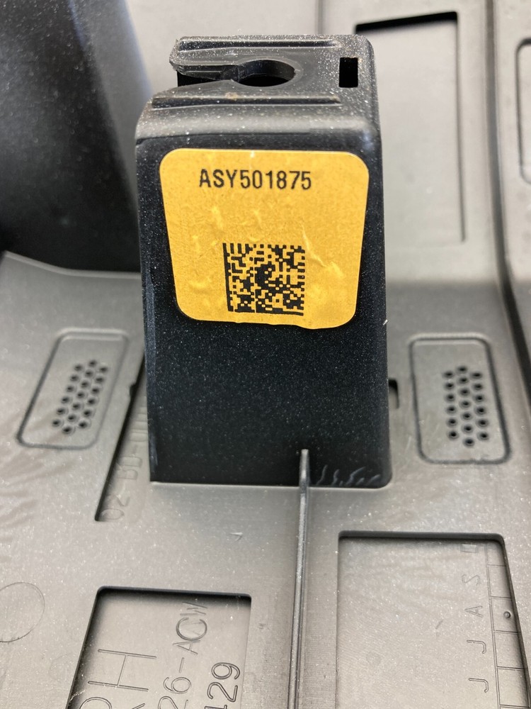 2021 Cab Corner Rear Lower Cover for Ford F150 XL Passenger side 2-Doors OEM