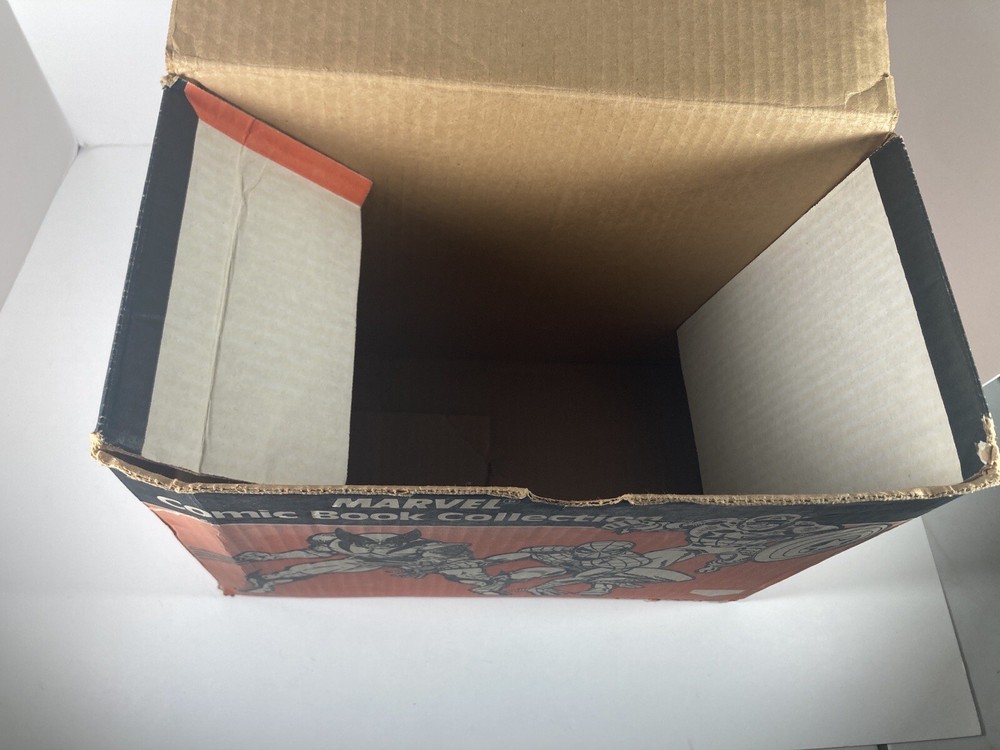 MARVEL STUDIOS COMICS VINTAGE 1989 COMIC BOOK COLLECTION COLLECTORS BOX