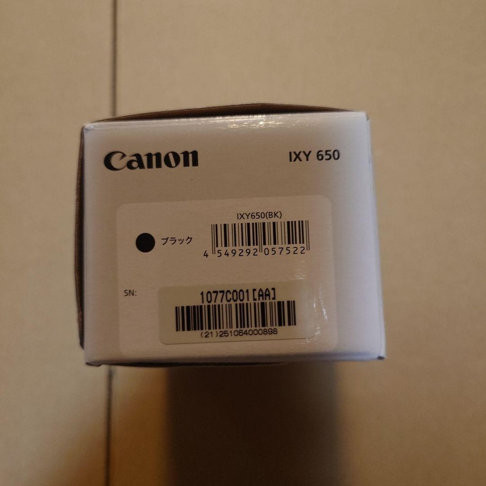 Canon IXY 650 Compact Digital Camera Black Excellent Condition