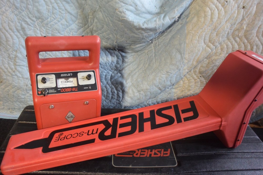 FISHER Model TW-8800 Locator/Transmitter Set