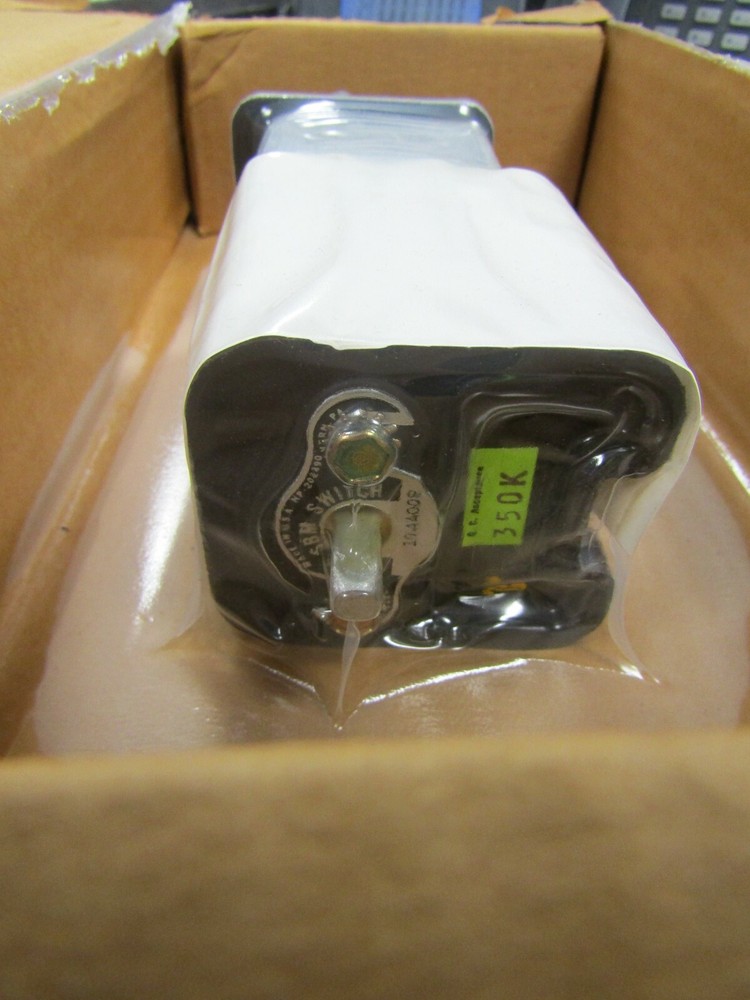 👀 NEW GE GENERAL ELECTRIC TYPE SBM VOLTMETER / ROTARY SWITCH 10AA008