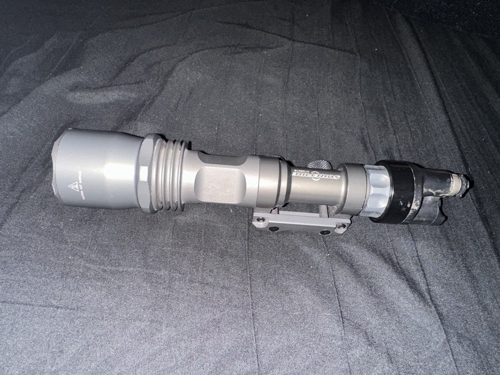 Surefire Weaponlight with Mount - A158918 - Charcoal Gray
