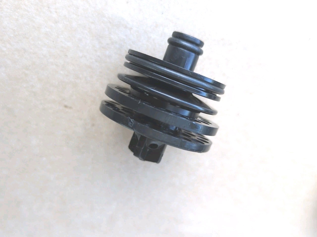 UF1 Cornelius NOZZLE & DIFFUSER ASSY COKE PEPSI UF-1 SODA VALVES 1008682 Qty-1