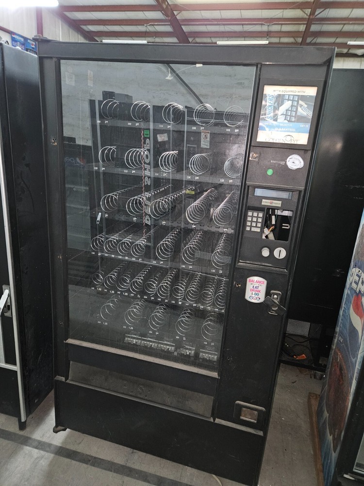 Automatic Products Model 933 Snack Vending Machine - MDB