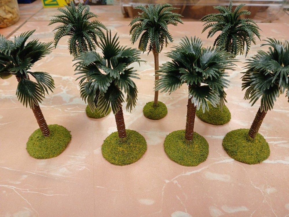 7 based Landscape Mixed Model Palm Tree wargaming scenery terrain 4.5" Tall