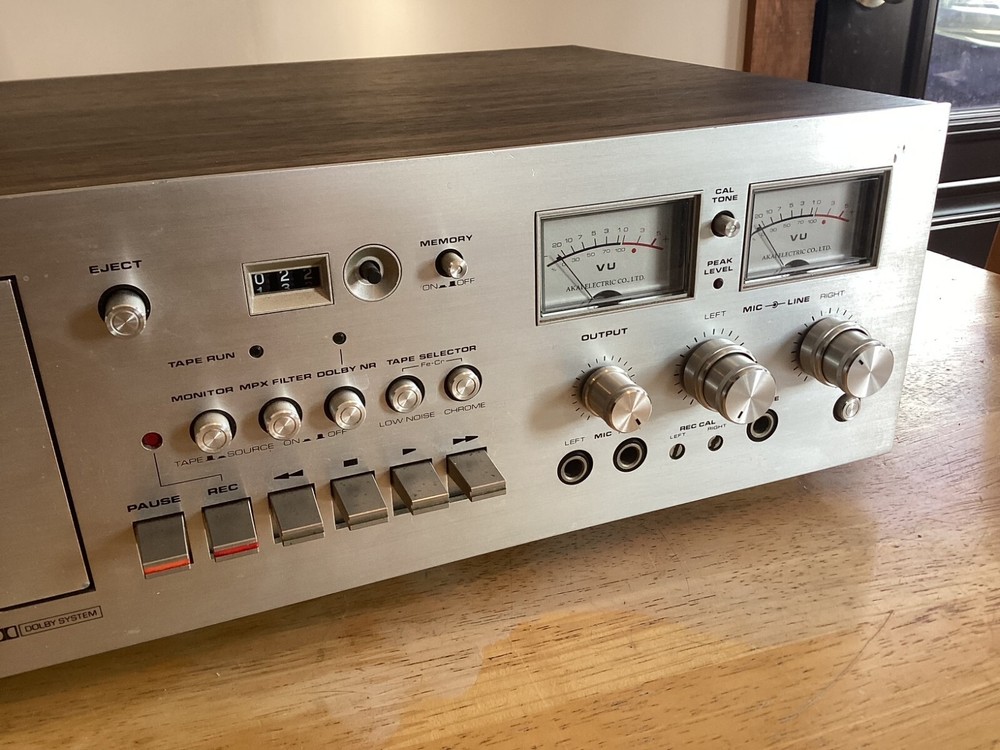 AKAI GXC-740D Cassette Deck Player Three Head/Double Capstan