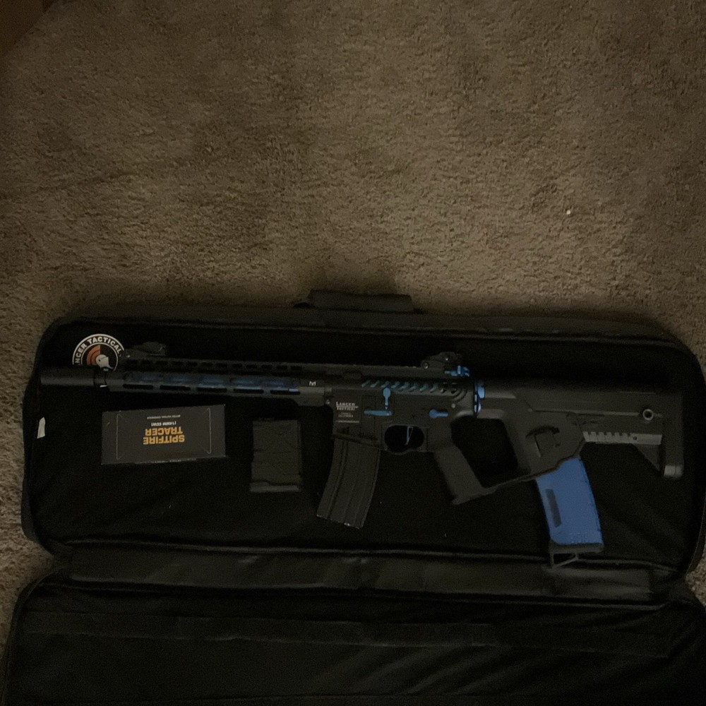 Airsoft Gun
