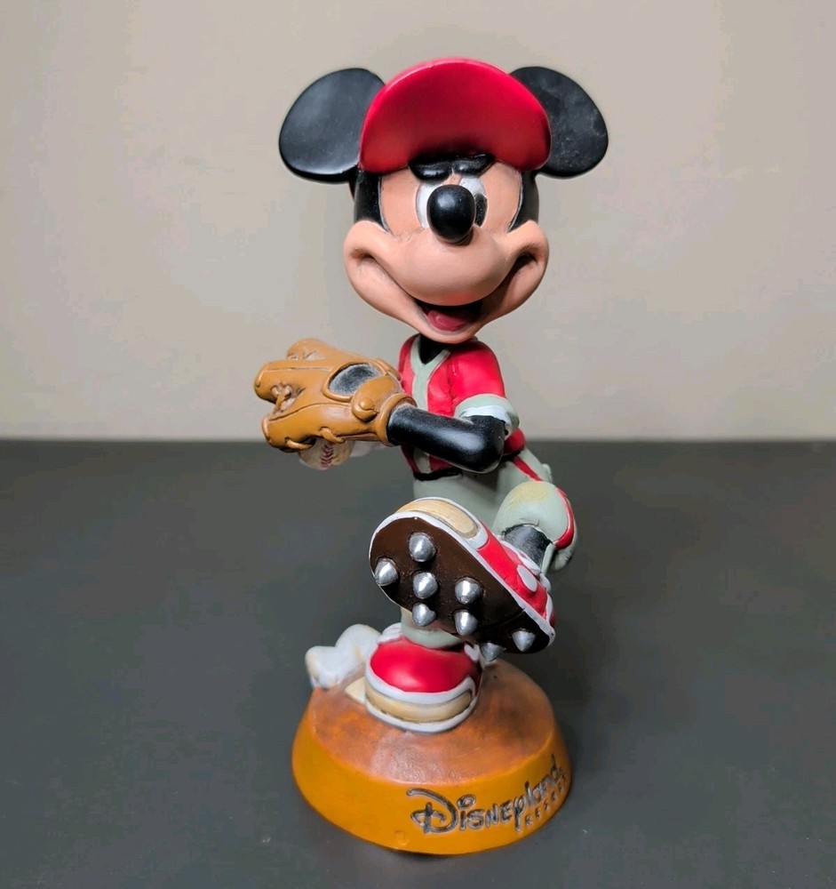 MICKEY MOUSE Baseball Pitcher Bobblehead Disneyland Resort