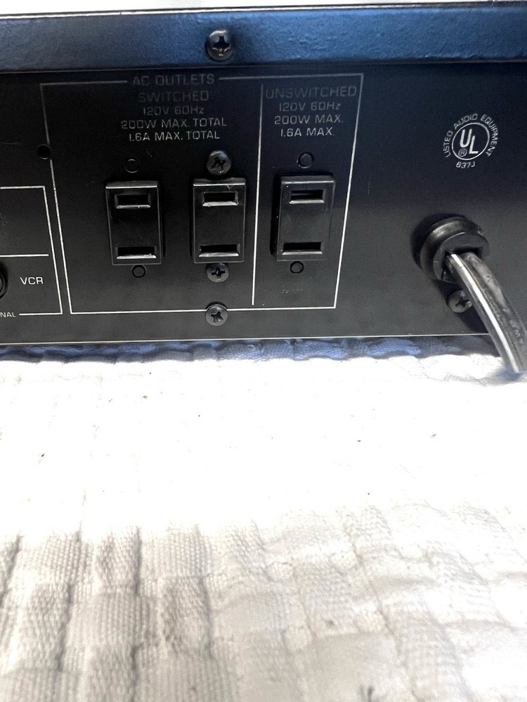 Yamahe CX-630 Preamplifier