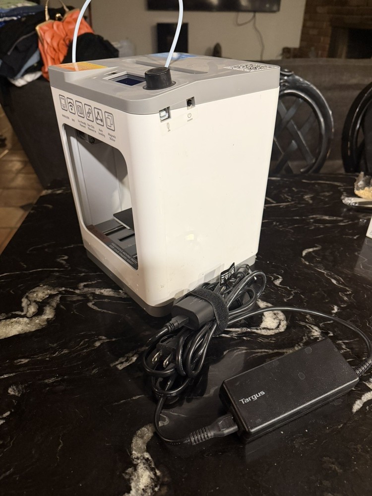 Entina Mini 3D Printer Tina 2 Basic V.9 Works no micro sd card