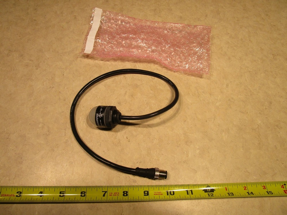 BANNER K30LGXXPQTASK EZ LIGHT GENERAL PURPOSE LED INDICATOR, E0201