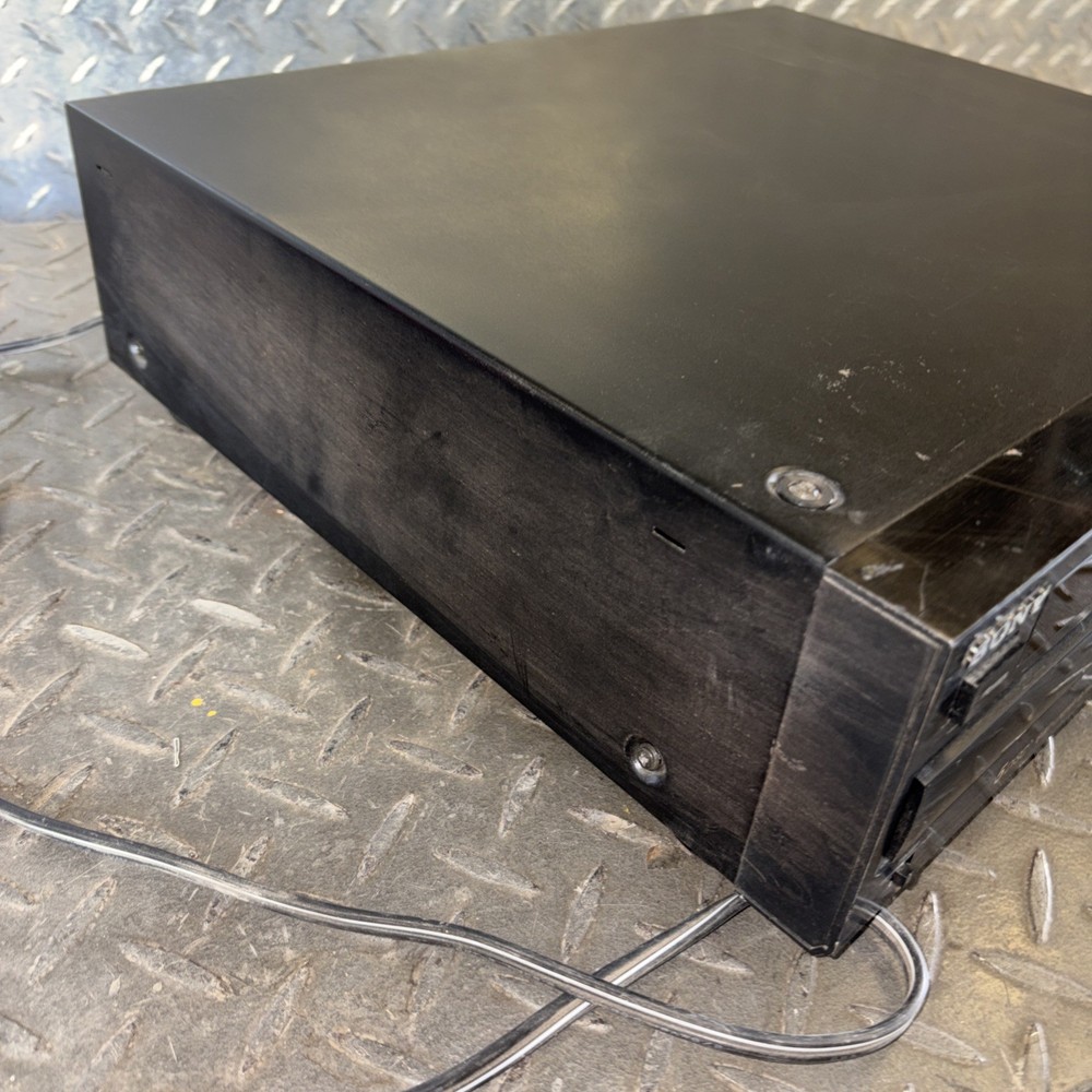 Sony CDP-C705 5 Disk Compact CD Player Optical & Stereo Out