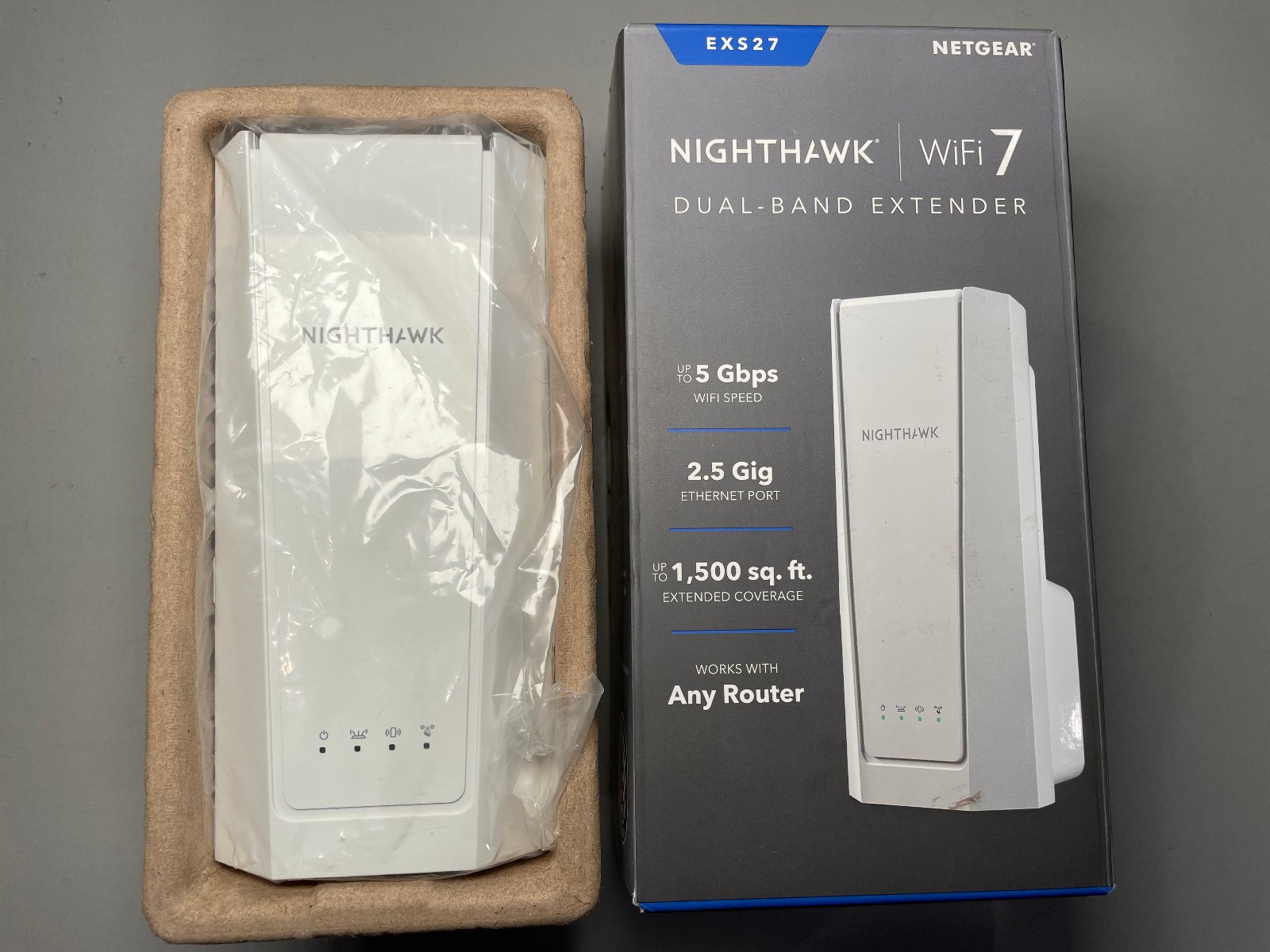 Netgear EXS27 Nighthawk WiFi 7 Dual-Band Extender - EXS27-100NAS