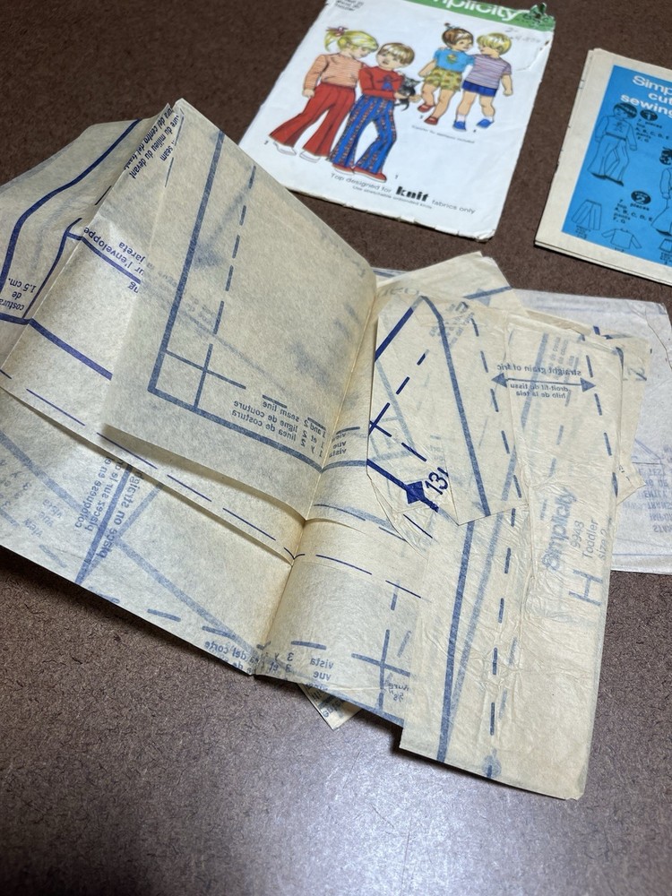 Simplicity 9948 Pattern Child Top Pants Shorts Size 2