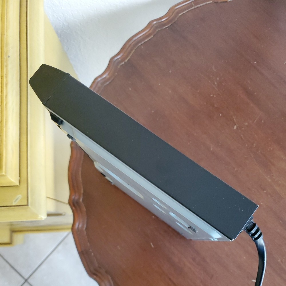 Sony Progressive Scan CD and DVD Player, DVP-SR210P