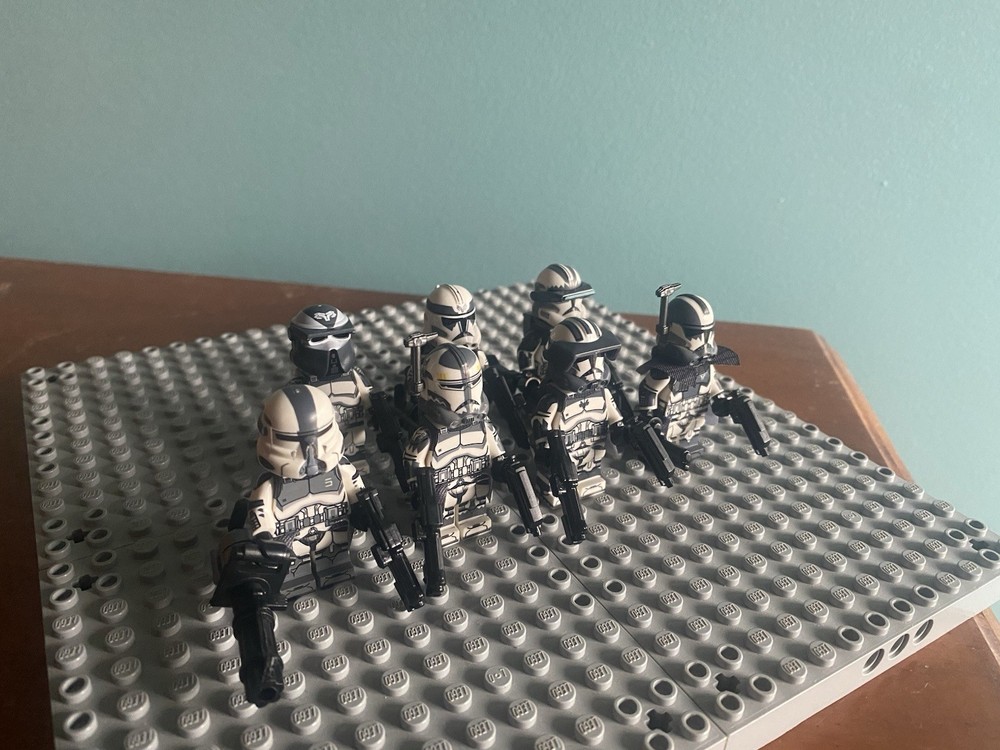 CUSTOM Star Wars Wolf Pack CAPTAIN Clone Trooper Buildable