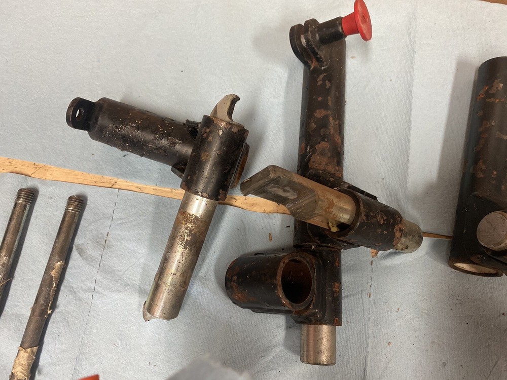 Branick 7600 Strut Spring Compressor Parts Not Complete.