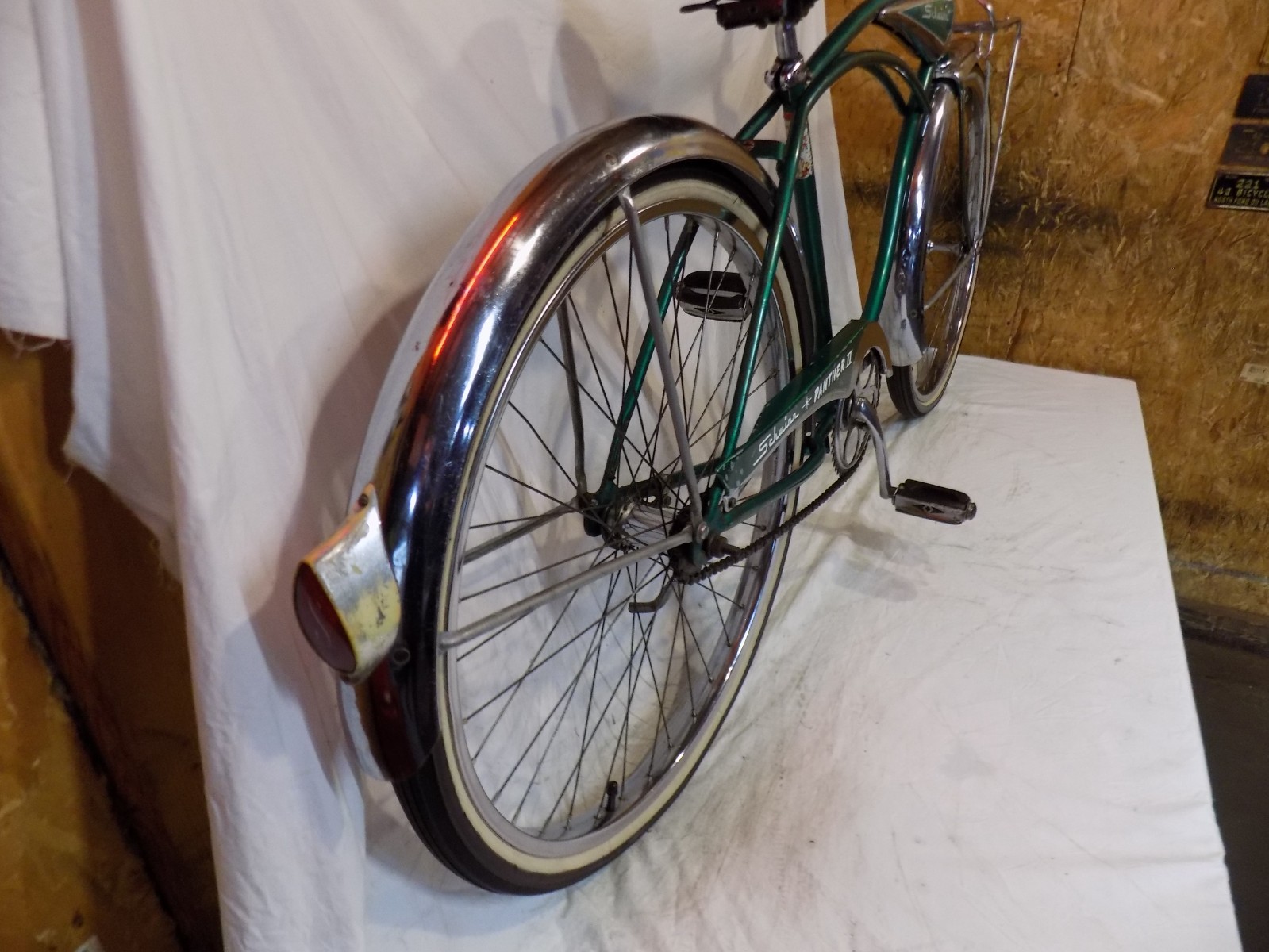 1960 SCHWINN PANTHER II MENS PEANUT TANK BICYCLE S7 AMERICAN JAGUAR CORVETTE 68