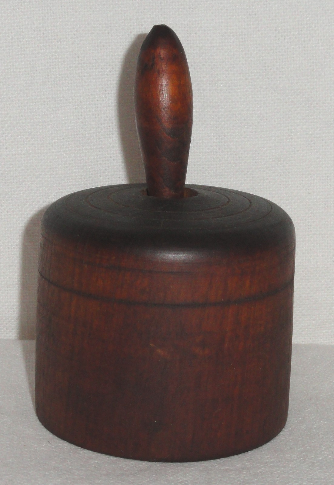 Antique Wood Butter Mold/Press ~ Plunger ~ Hand Carved Beaver Stamp