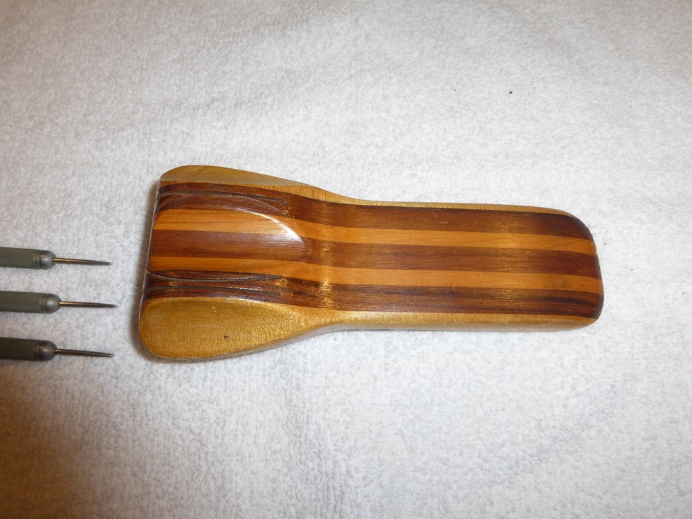 VINTAGE WOODEN DARTS CASE