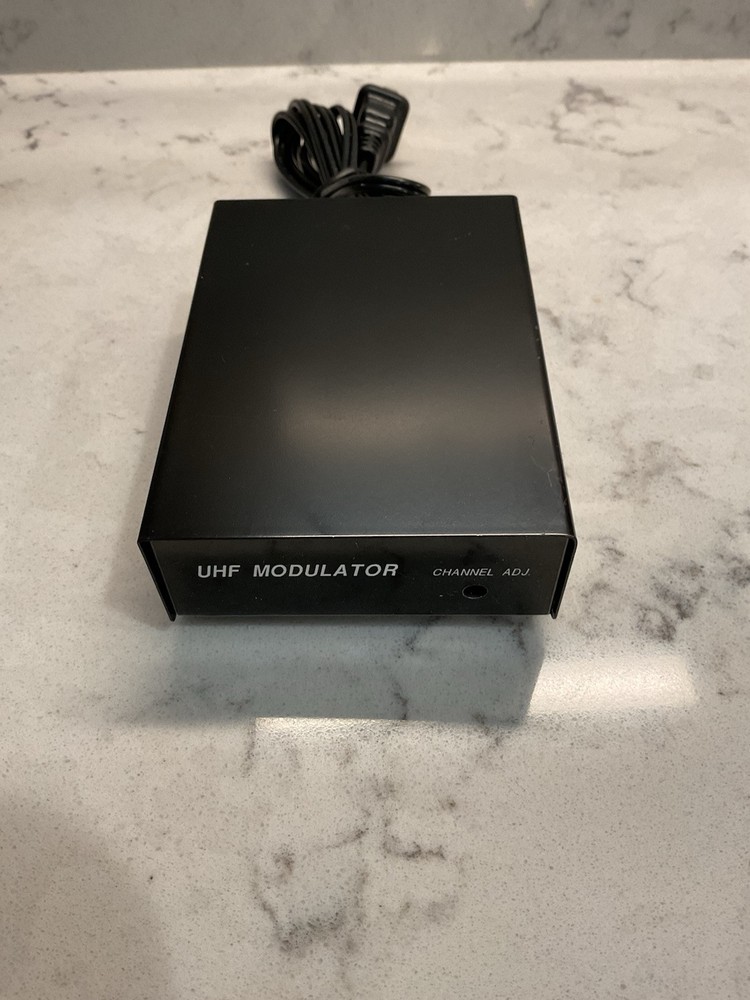 UHF Cable TV Mini Modulator New