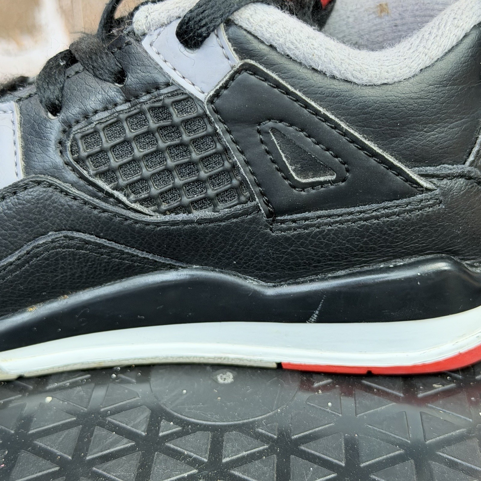 Nike Air Jordan 4 Retro Bred Reimagined Sneakers BQ7669-006 Kids Toddler Size 10