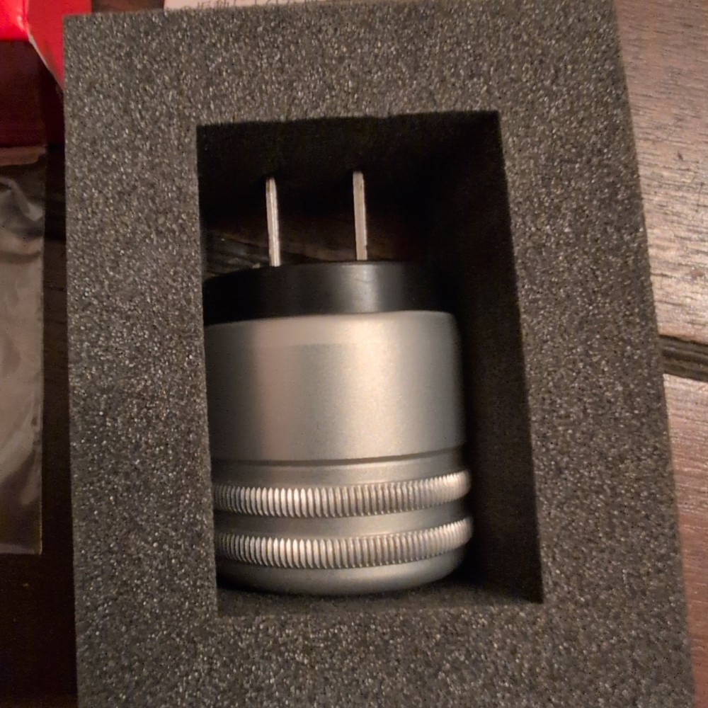 Acoustic Revive CS-2Q Socket Outlet Stabilizer Power Conditioner