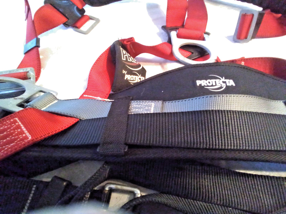 3M Protecta Full Body Safety Harness Sturdy Comfort Padding Small/Medium