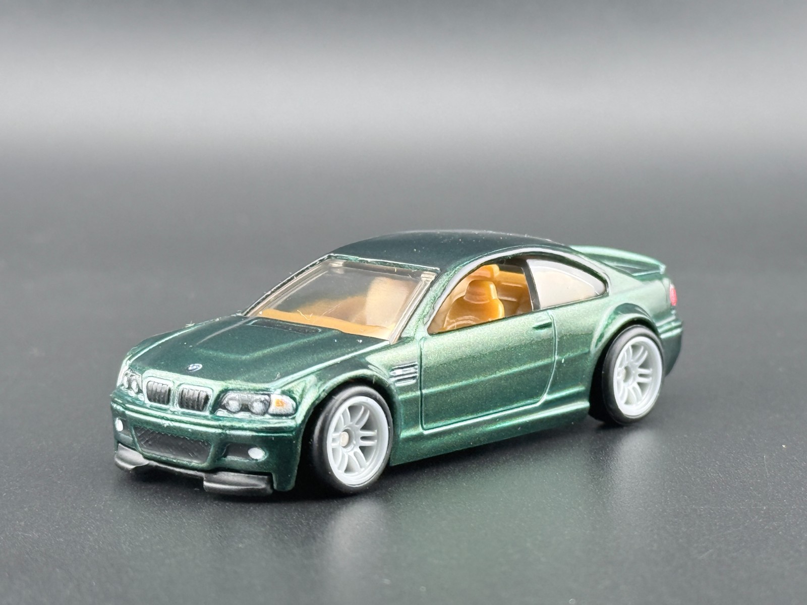 Hot Wheels BMW M3 E46 Green Power Trip FPY86-961 R 1/64