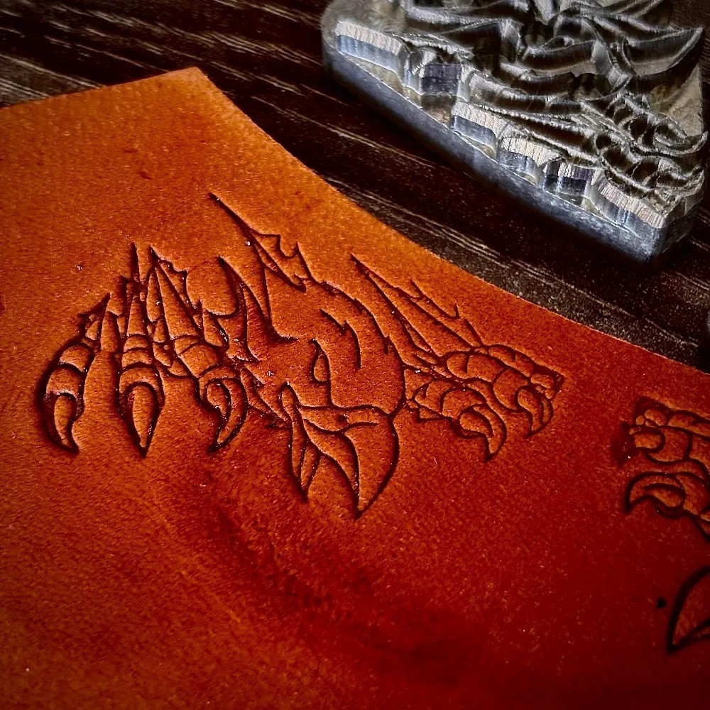 2Pcs Eagle Line Leather Stamp Logo Embossing Mold Carving Tool Stamping Press