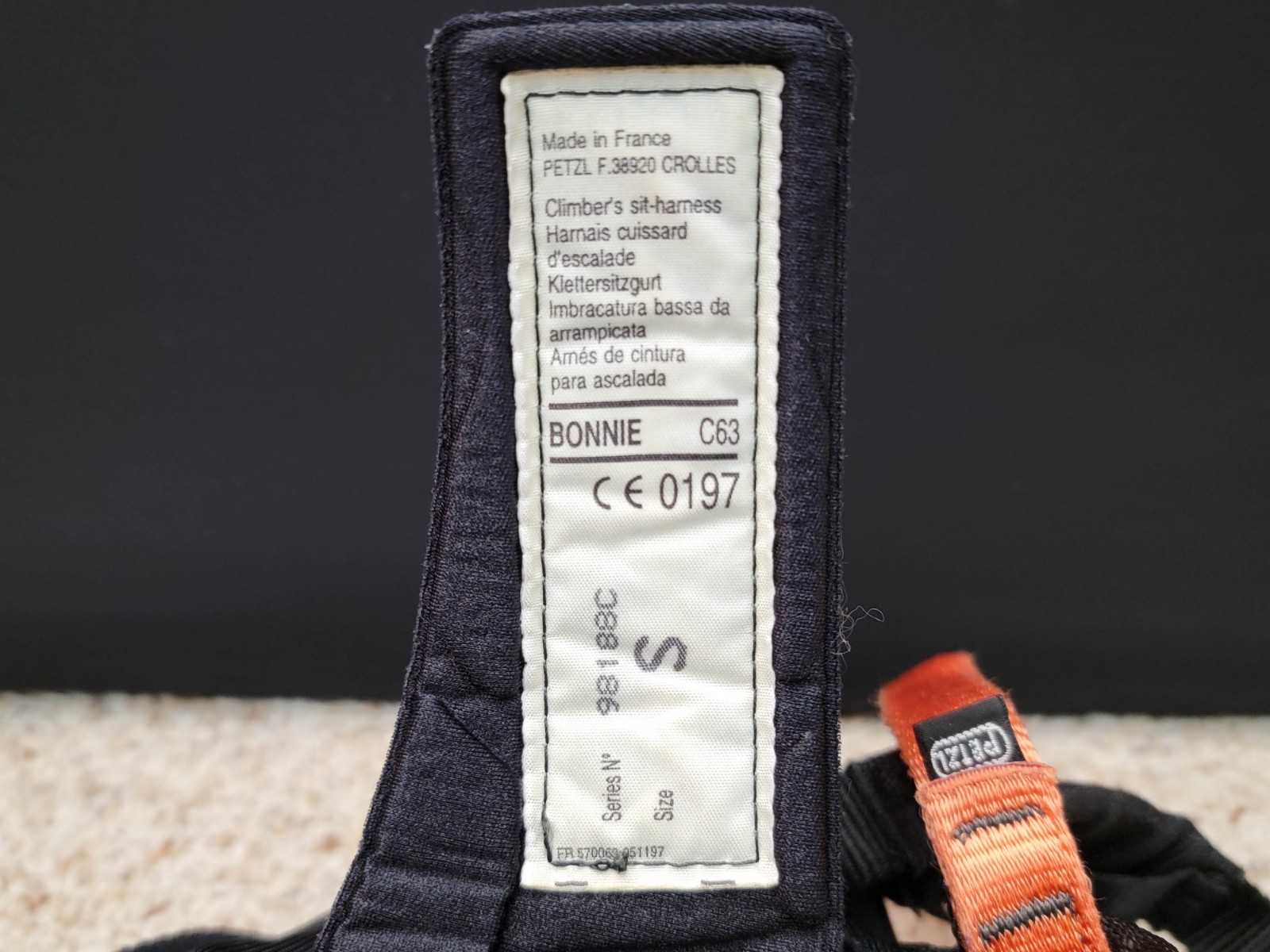 PETZL (France) Crolles Size Small Climbing Harness BD Belay Carabiner Chalk Bag.