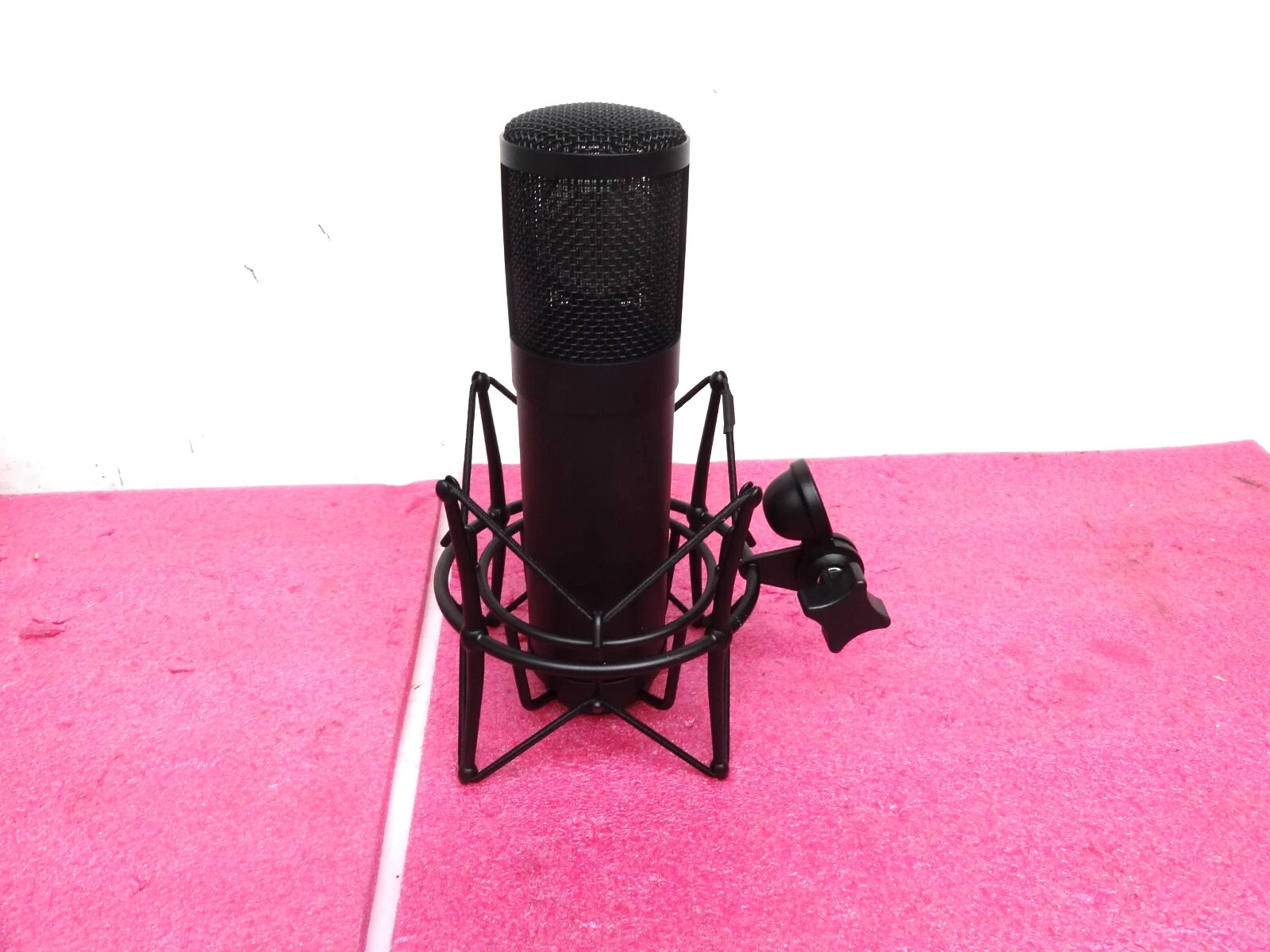 SLATE DIGITAL VMS ML-1 LARGE DIAPHRAGM MICROPHONE W/CASE & SHOCK MOUNT-BLACK T9