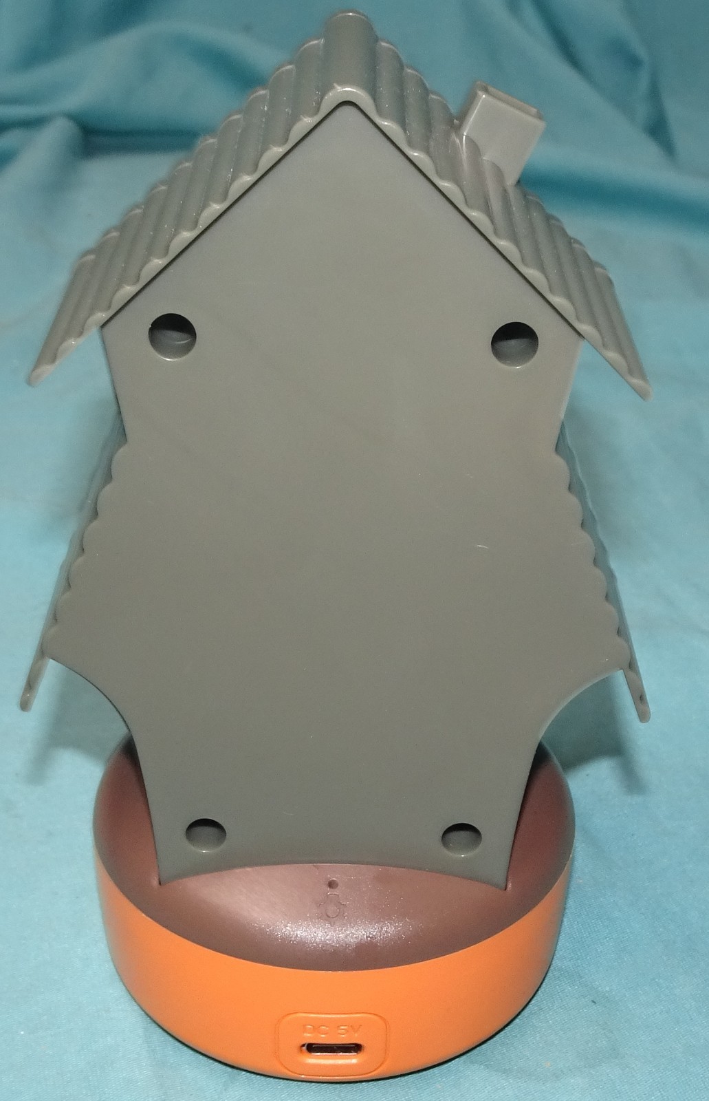 used = Peanuts Snoopy & Charlie Haunted House Diffuser Essential Oil Included