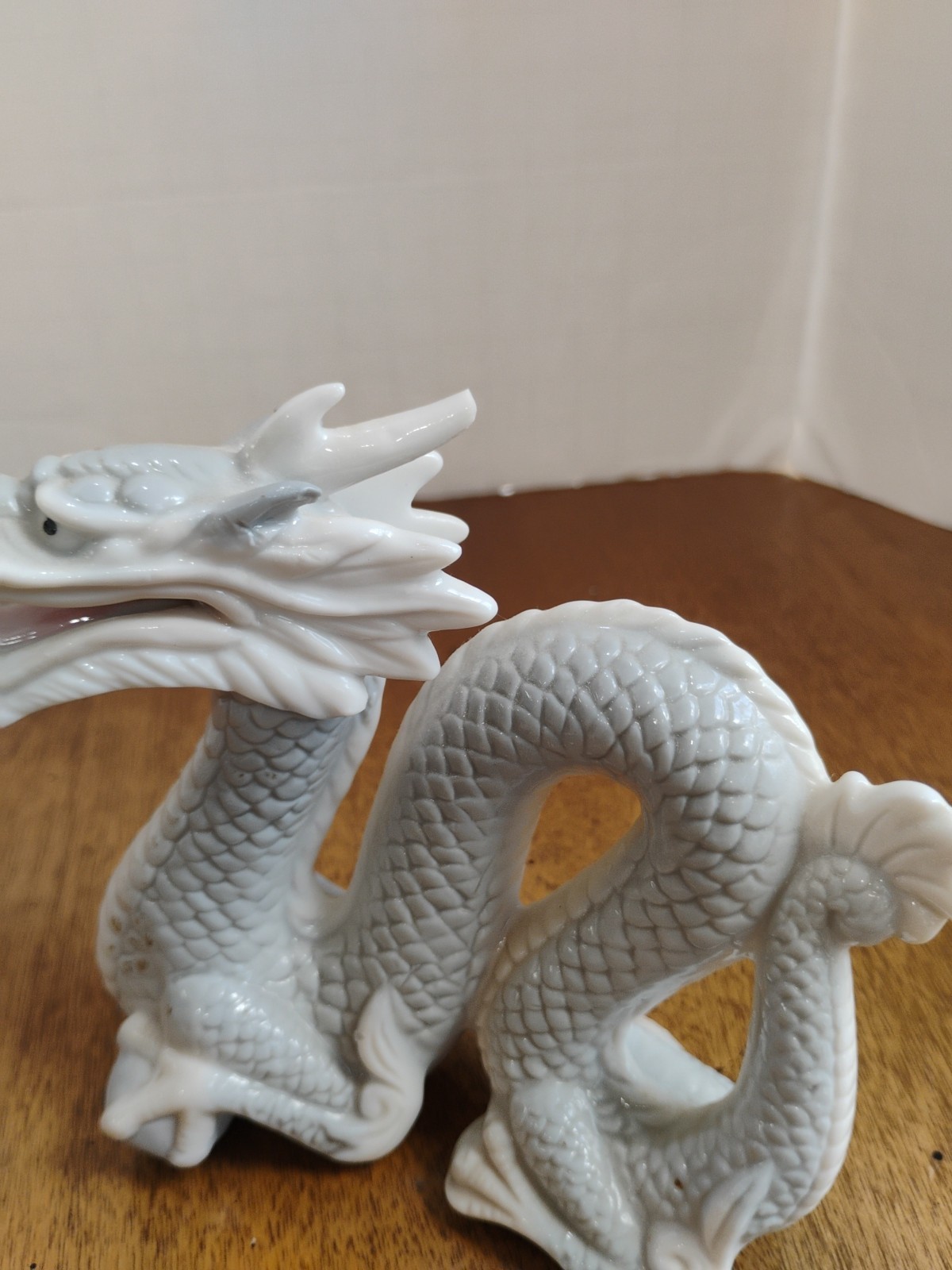 Vintage Yoshimi K Porcelain Foo Dragon Figurine Gray White Sphere Japan