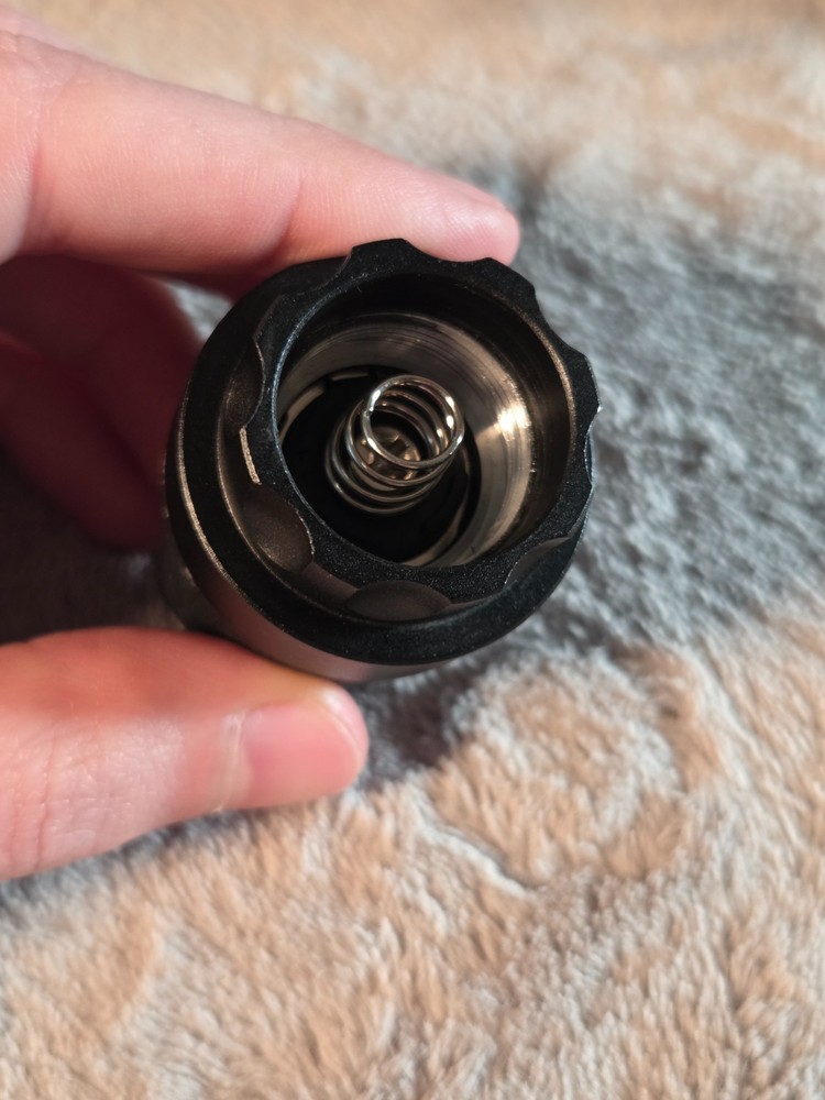 Night Evolution M952V Tactical Light Airsoft (Black) READ DESCRIPTION