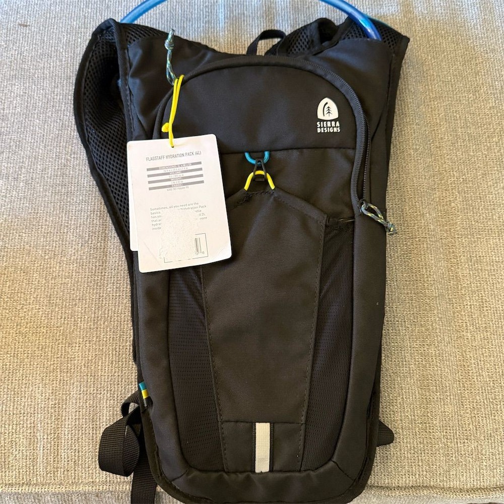 Sierra Designs Flagstaff 4L Hydration Pack Black Backpack