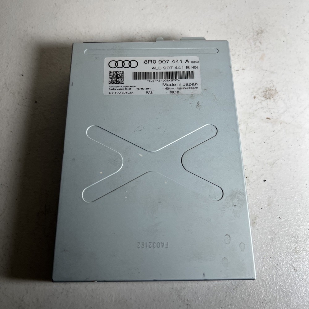 2014-2017 AUDI SQ5 8R - REAR VIEW / Reverse Camera Control Module 8R0907441A