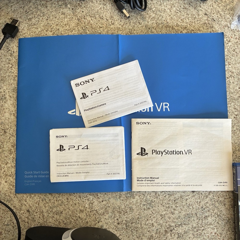 Sony PlayStation VR PSVR (PS4) CUH-ZVR2 Headset/Controllers/Camera Bundle