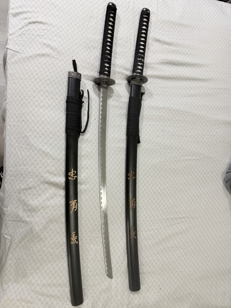 2.   Katana
