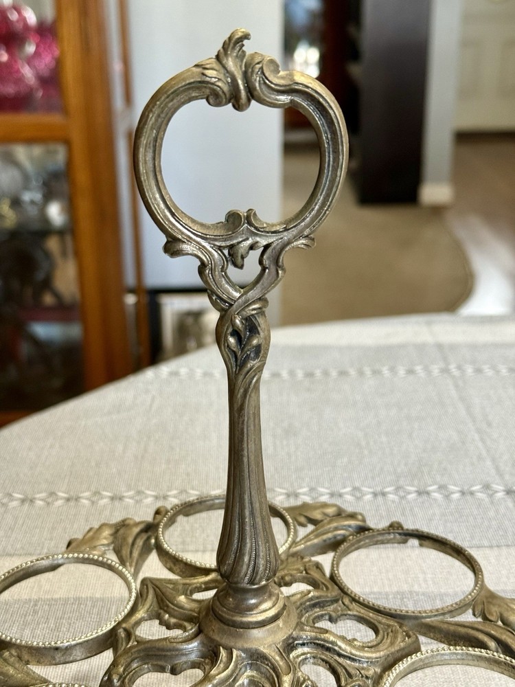 Vintage Silver 6 Piece Caster Set Frame