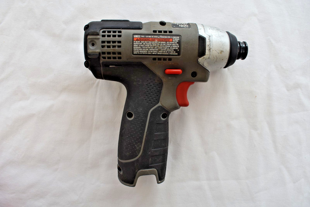 Porter Cable 12 Volt Impact Driver PCL120ID Type 1 Untested