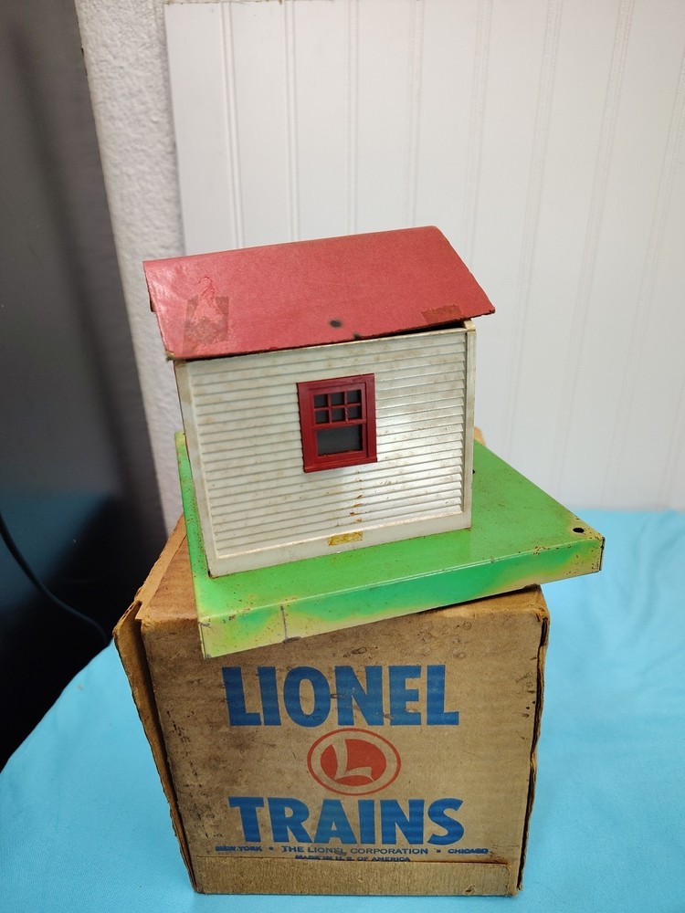 Lionel Trains #145 Automatic Gateman With Box - Untested