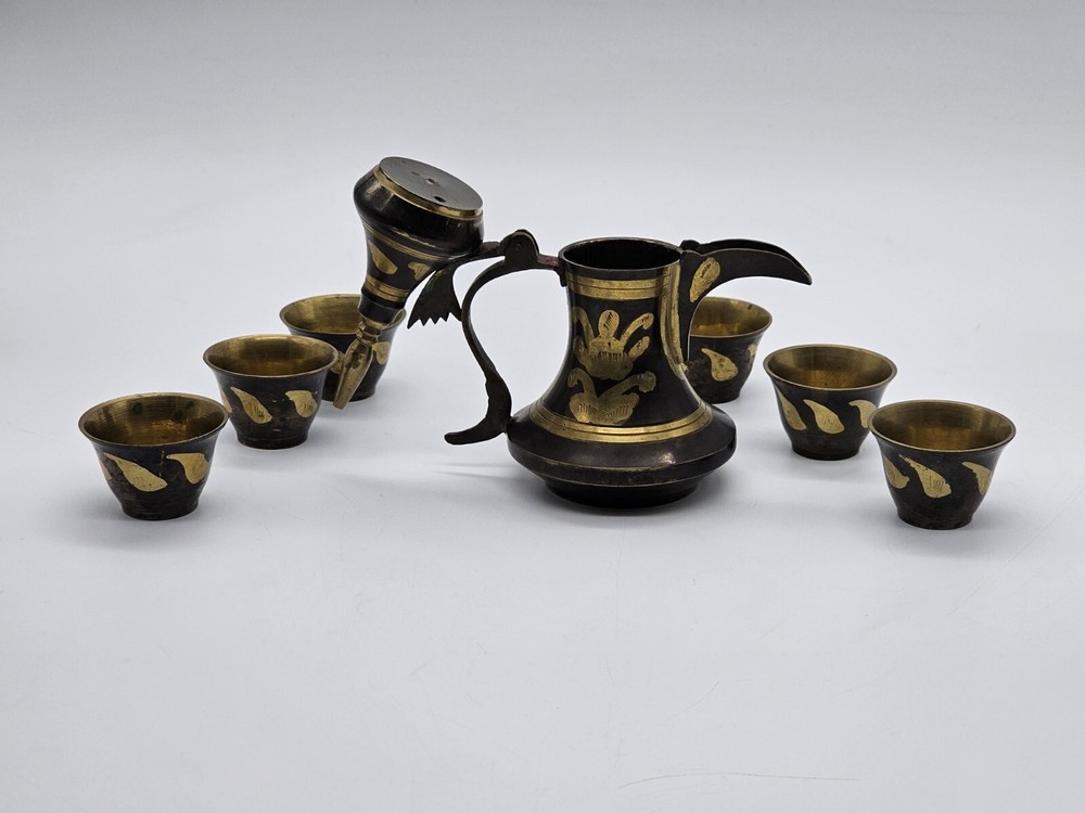 VINTAGE BRASS DALLAH ARABIC MIDDLE EASTERN COFFEE SET