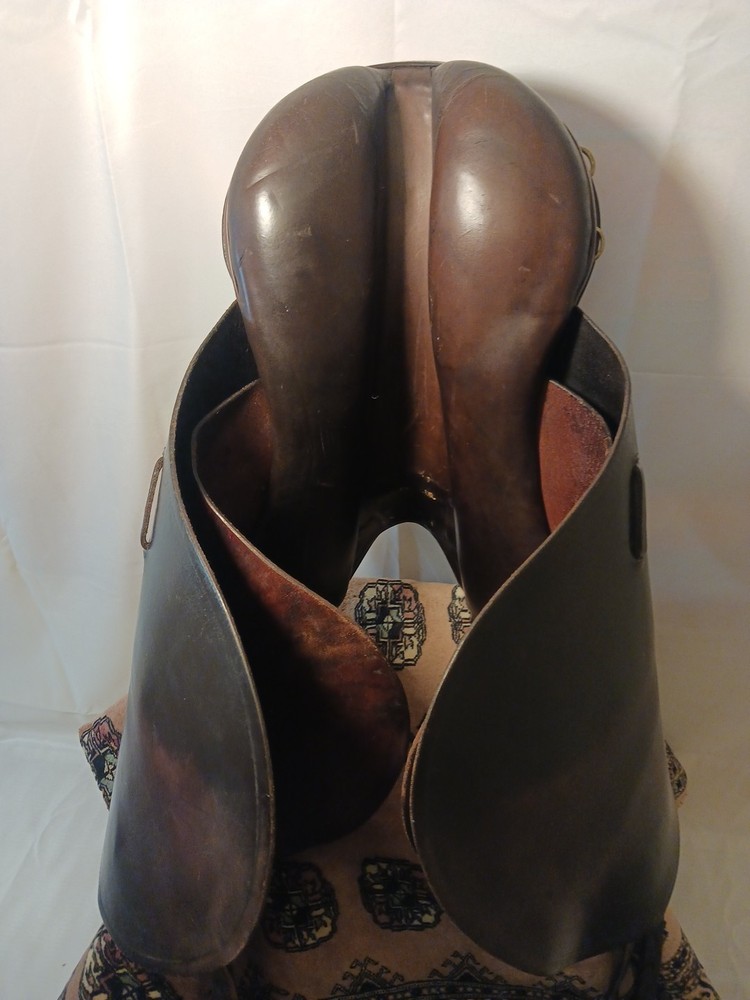 Clinton Northrop Jumping Hunting Saddle 15"