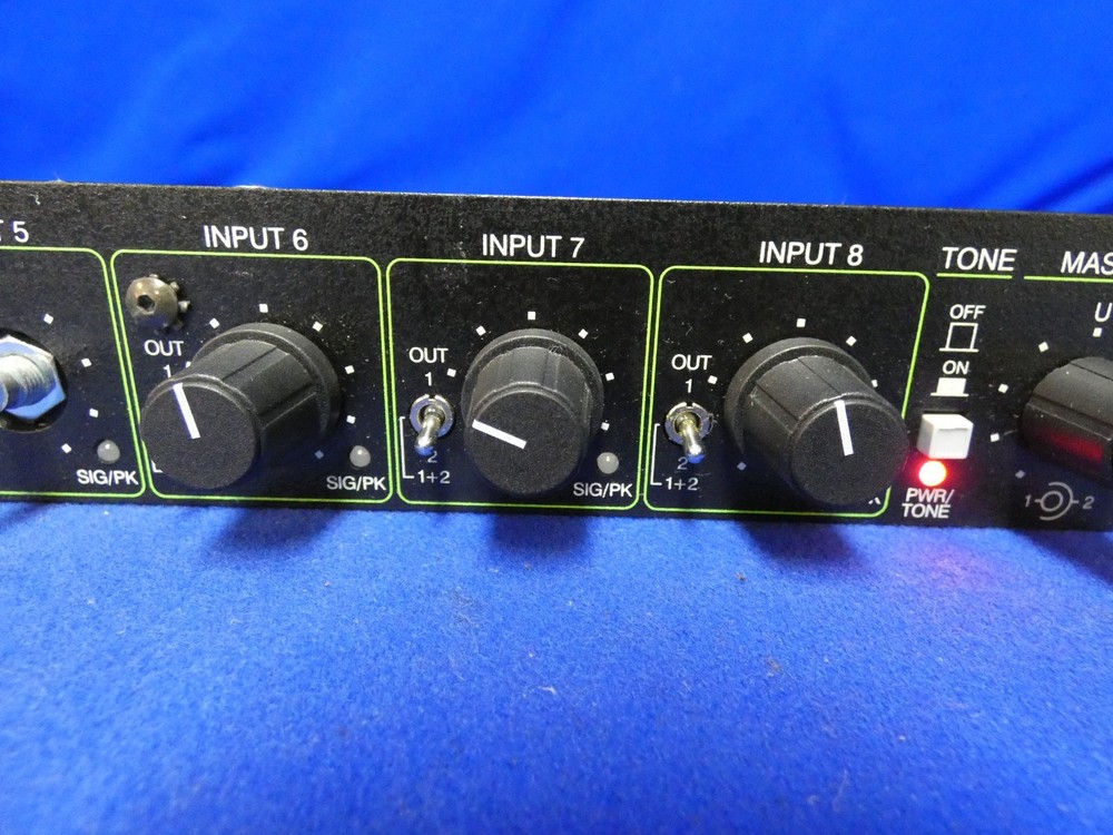 Studio Technologies Model 742A Audio Mixer (works-read ad)