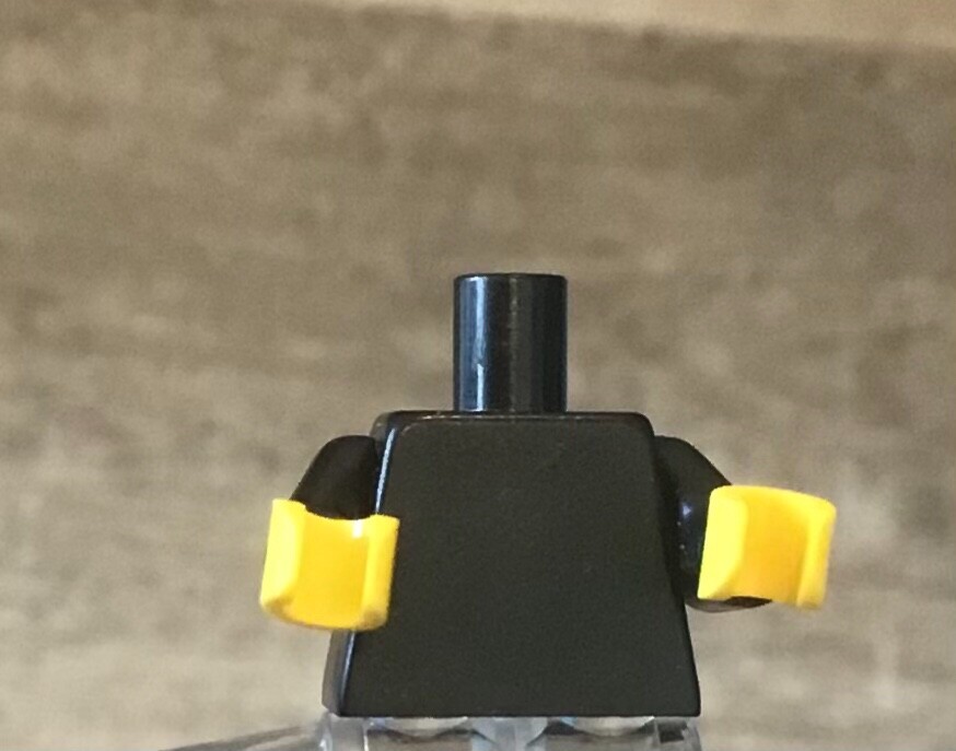 LEGO Minifig Solid Black Torso with Yellow Hands