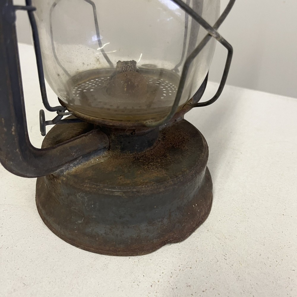 DIETZ HY-LO Lantern Matching Globe Vintage Rustic