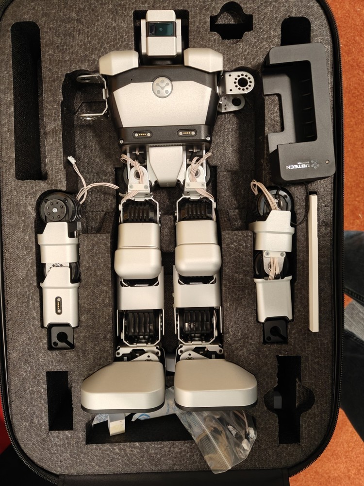 Ubtech Yanshee Humanoid Robot with Sensor Expansion Pack and Case