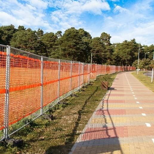 4'x100 Orange Plastic Mesh Fencing Roll with Zip Ties, Garden, Construction
